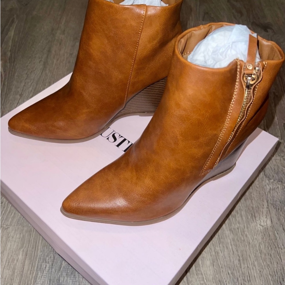 Brand New Chelsea Booties